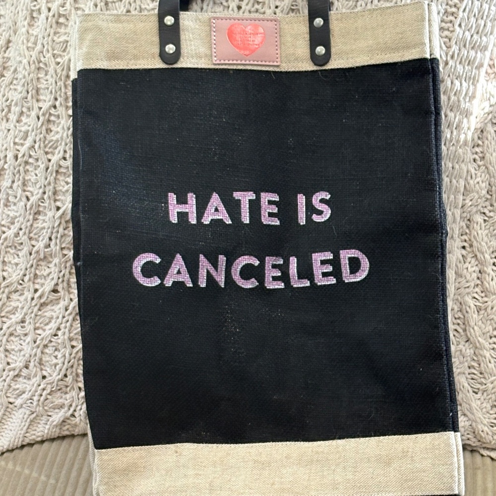 APOLIS GLOBAL CITIZEN  SHANOLA HAMPTON BENEFIT SHOPPER BAG TOTE
